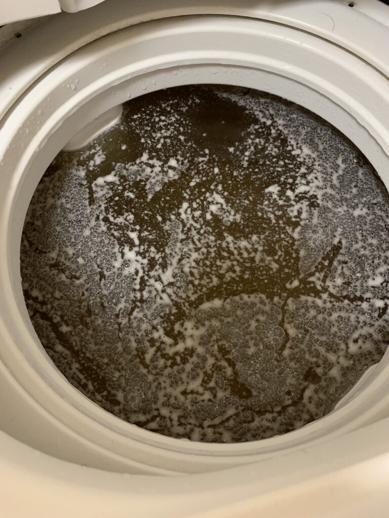 汚れがでてきた洗濯機の中